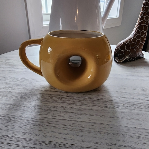 Tag Donut Mug Chocolate Glaze w/ Sprinkles Novelty Coffee Cup - Picture 2 of 4